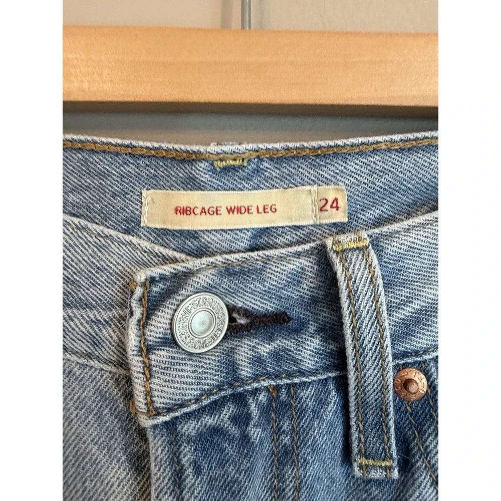 LEVI'S Ribcage Wide Leg Jeans Blue Denim‎ Size 24 x 32 Medium Wash 100% Cotton